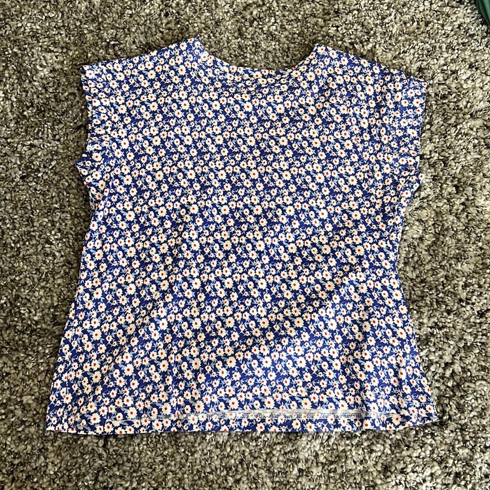 Floral, size medium, blue with white flowers